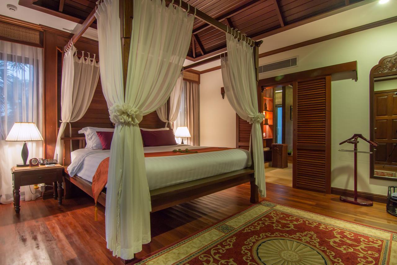 Angkor Palace Suite & Villa Siem Reap Exterior photo